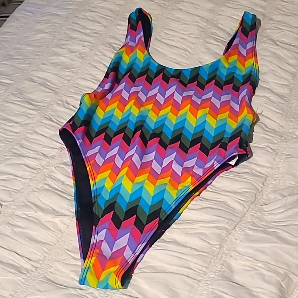 Rainbow 🌈 chevron forever 21 bathing suit